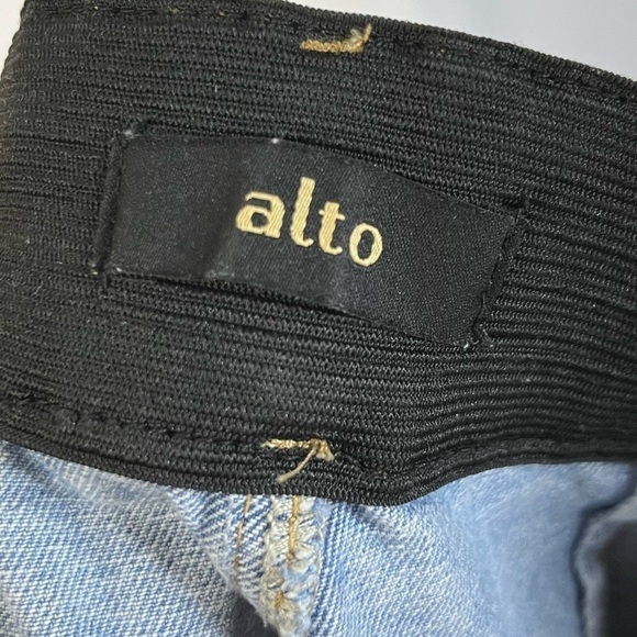Boutique Alto Light Blue Wash High Rise Bootcut Jeans 4 - Picture 4 of 4